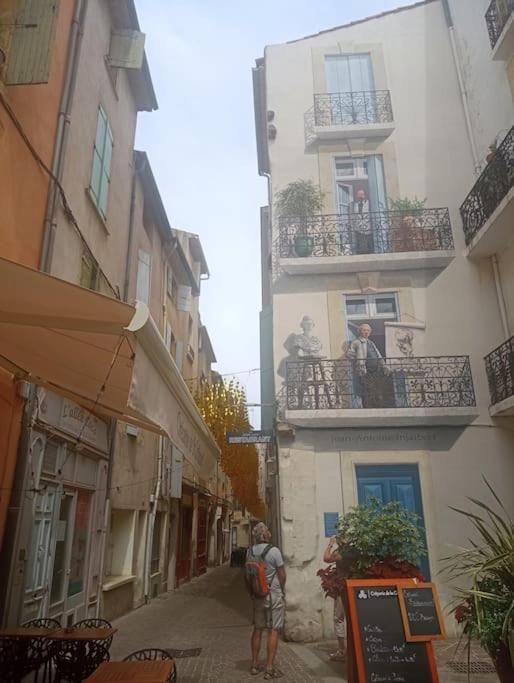 Studio bien équipé à 2 pas de la gare Béziers Exterior foto
